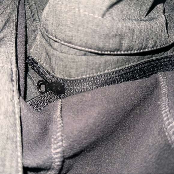 Men’s Mountain Warehouse Glover Softshell Jacket, Medium - Picture 9 of 11